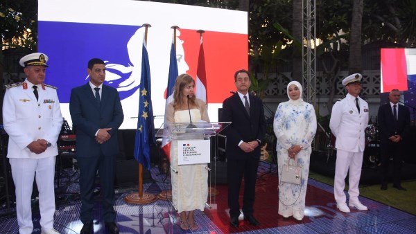 تعزيز التعاون مع فرنسا في مختلف المجالات