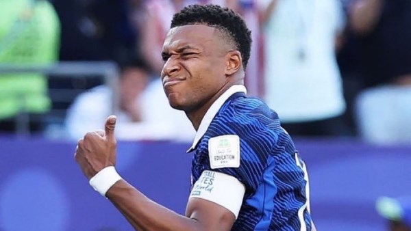 رجل مباراة المغرب وفرنسا في كأس العالم