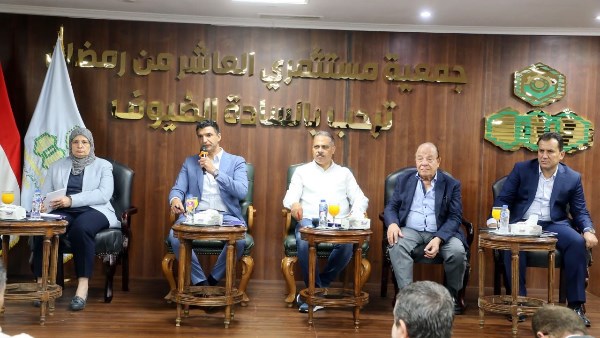 وزير الصناعة ومحافظ الشرقية يلتقيان مستثمري العاشر من رمضان ويتفقدان كبرى الصروح الصناعية