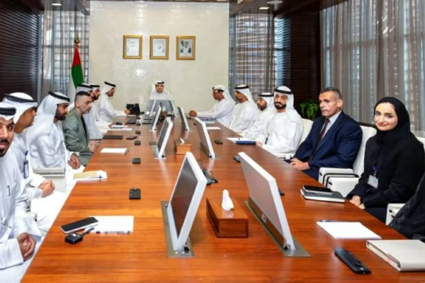 «قضاء أبوظبي» تناقش حزمة مشاريع مبتكرة لتوظيف الذكاء الاصطناعي