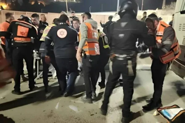 مقتل فلسطيني برصاص الشرطة الإسرائيلية بزعم محاولة طعن