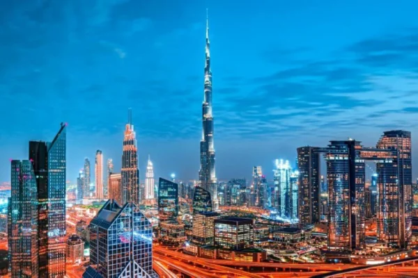 سكان دبي: 4.58 مليون نسمة بزيادة 7.5%
