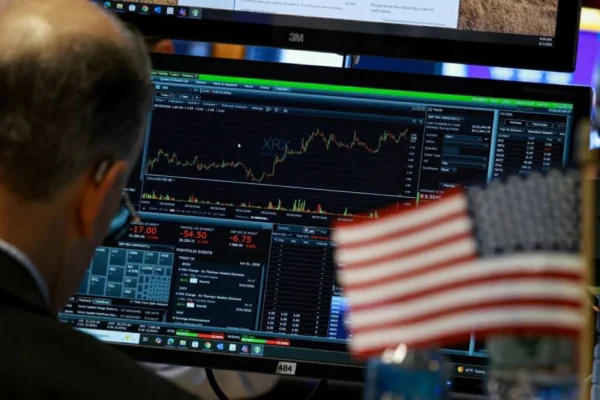 داو جونز يختبر قمة جديدة.. نظرة على إغلاقات الأسواق العالمية لجلسة منتصف الأسبوع