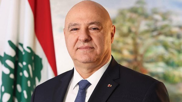 الرئاسة اللبنانية: عون استعرض مع قائد الجيش الأوضاع الأمنية بالجنوب