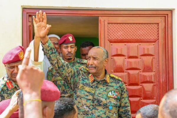 البرهان: لن نمضي في أي أمر لا يرضي السودانيين ولا يحقق أمنهم