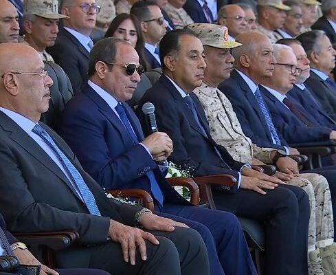 الرئيس السيسي: مقر القيادة الاستراتيجية كيان قوي جدا في تنسيق مجابهة أي تحد أو أزمة