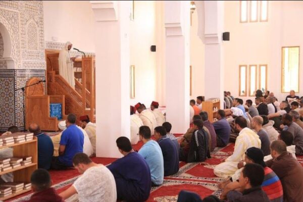 وزارة الأوقاف توحد خطبة الجمعة حول قيم الجماعة ووحدة المسلمين