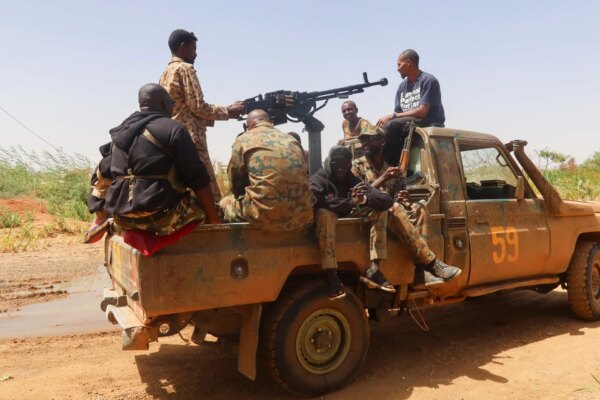 الجيش السوداني يستعيد مواقع بالنيل الأزرق والبرهان يتمسك بمواصلة القتال | أخبار