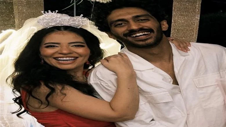 آلاء علي تعلن خطوبتها من محمد عبدالعزيز في حفل عيد ميلادها
