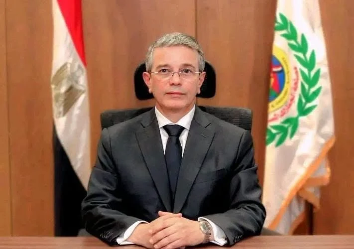 جمارك القاهرة تحبط تهريب حشيش على رحلة من مالبينسا