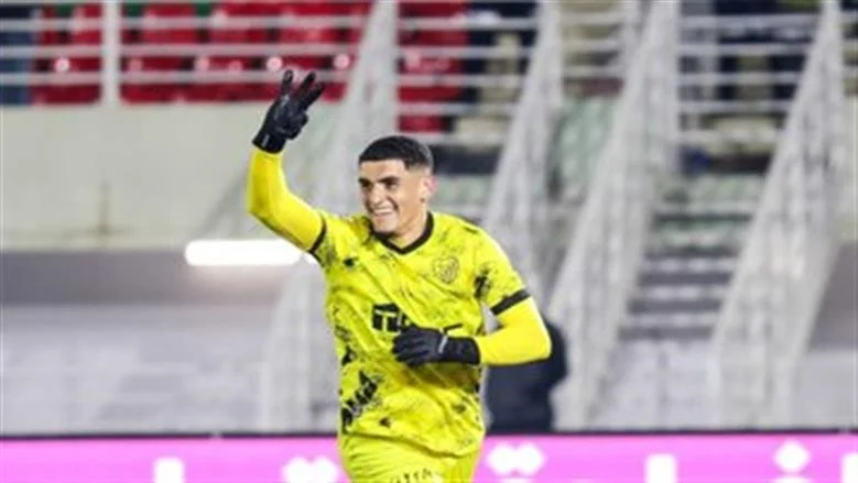 الأهلي يحسم صفقة سفيان بنجديدة بـ٢.٢ مليون دولار على ٣ أقساط