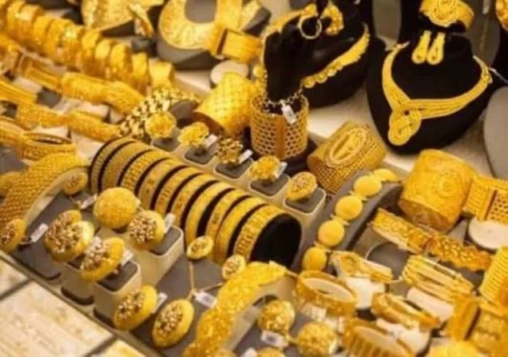الذهب في مصر يفقد 20 جنيها.. عيار 21 عند 5885 جنيها مع تراجع