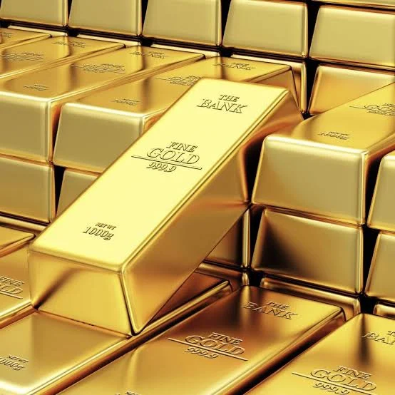 الذهب يتراجع 1.5% إلى 4060 دولارا وسط توقعات رفع الفائدة