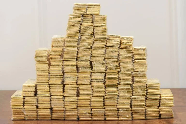 العراق يسترد 375 كيلوغراما من الذهب في قضية فساد وكيل وزارة النفط