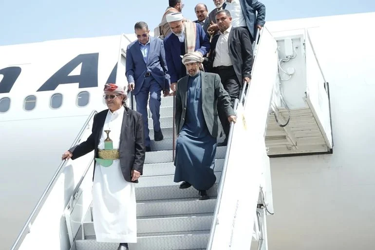 تصعيد يمني إيراني بعد هبوط طائرة في صنعاء ومجلس الأمن يبحث الأزمة