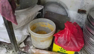 أمانة جدة تضبط أكثر من طنين من الحلويات الفاسدة داخل شقة سكنية