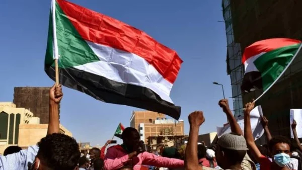 صنع - مقرر أممي يصف ما يجري في السودان بـ'إبادة قيد الصنع' ويحمل ا