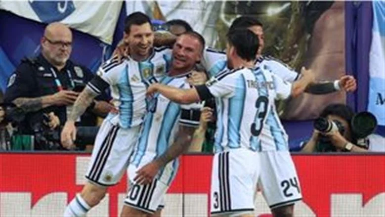 ميتلايف يستضاف نهائي كأس العالم بين الأرجنتين وإسبانيا اليوم