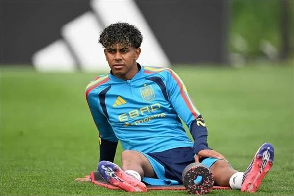 ميسي: صعب إيقاف لامين يامال في نهائي كأس العالم