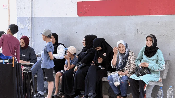 نازحو جنوب لبنان يواجهون شح المياه والغذاء رغم اتفاق إنهاء الصراع