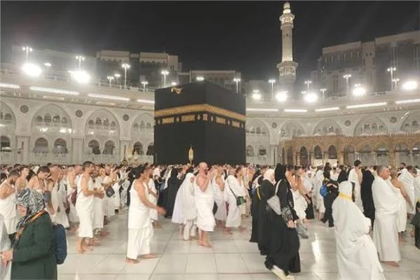 وزارة السياحة تلزم الشركات ببطاقة تعريفية لكل معتمر في عمرة ١٤٤٨
