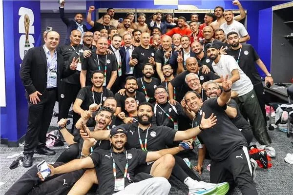 حسام وإبراهيم حسن يشكران الجهاز المعاون بعد تأهل مصر التاريخي لدور الـ16 بالمونديال
