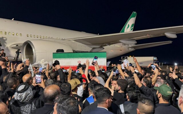 جثمان خامنئي يصل إلى العراق في محطة جديدة ضمن مسار تشييعه | أخبار