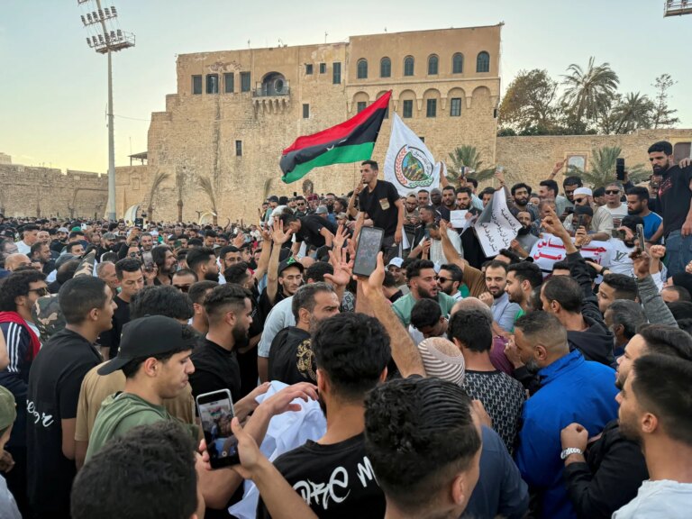 رويترز عن مصادر: باكستان تتوسط لحل الأزمة في ليبيا | أخبار