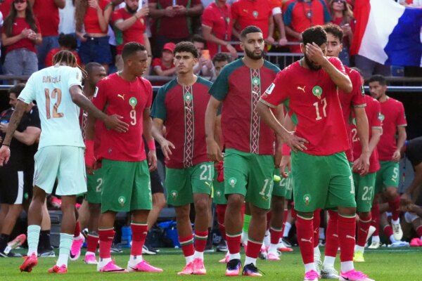 لمسة من الحزن وكثير من الفخر.. كيف علقت الصحافة المغربية على خروج أسود الأطلس؟ | رياضة