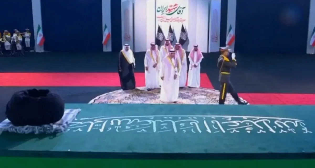 لماذا اختلف الحضور الخليجي في تشييع خامنئي؟