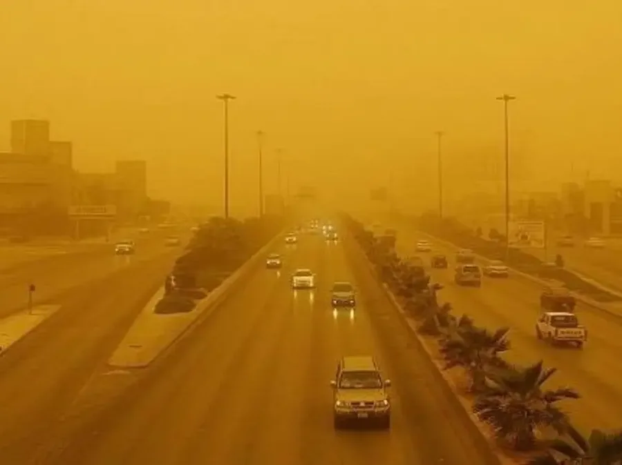 المركز الوطني للأرصاد يعلن سحبا رعدية ممطرة ونشاطا للرياح على