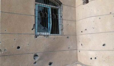 المشهد اليمني – مليشيا الحوثي تقصف مسجدا ومدرسة في موزع غربي تعز