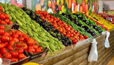 الباذنجان والبطيخ والملفوف بـ10 قروش في السوق المركزي