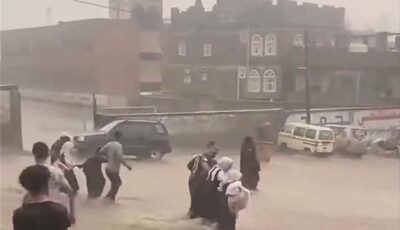 المشهد اليمني – أهالي إب يُطلقون صرخة استغاثة.. السيول تُحاصر المدارس وتهدد حياة آلاف الطلاب