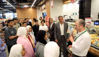 داخل فرعها بالتجمع الخامس.. «سبينيس مصر» تُكرم أوائل الثانوية العامة للعام الـ11 على التوالي