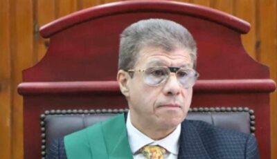 رجل أعمال يقع في غرام حسناء أكتوبر.. إغواء وتجريد من الملابس، 72 ساعة بشقة الرعب