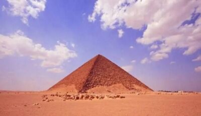 اكتشاف قرب الهرم الأحمر قد يغيّر تاريخ بناء الأهرامات