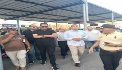 نائب محافظ الدقهلية يتفقد موقف سيارات جمصه لضمان انتظام حركة النقل
