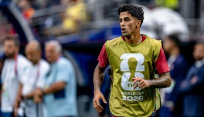 فيديو: “عدت إلى الوطن”.. أول تعليق لكانسيلو بعد الوصول لبرشلونة