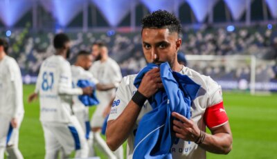 بعد تطورات صفقة جابرييل مارتينيلي في الهلال .. صورة “مفبركة” لسالم الدوسري بقميص كبير جدة تثير الجدل