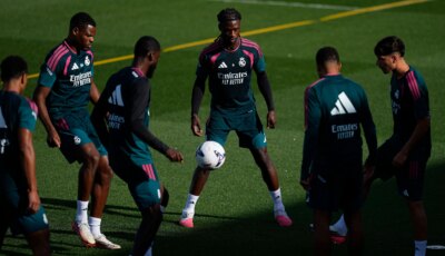عرض اللحظات الأخيرة .. مانشستر يونايتد يضع 50 مليونًا على طاولة ريال مدريد من أجل ضم نجمه