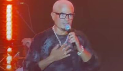 «سمعتوا الألبوم الجديد؟».. عمرو دياب يُوجه رسالة لجمهوره في افتتاح حفل "يلا ساحل"| صور