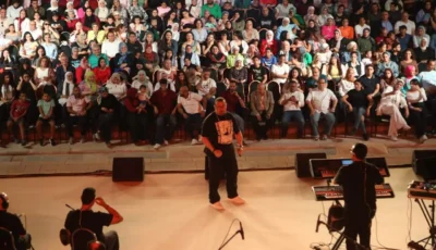 هشام عباس يواصل إبهار الجمهور برصيده الفني