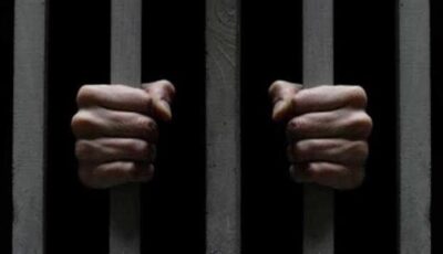 موبايلات وأموال، حبس عاطل بتهمة سرقة متعلقات السباحين في استاد القاهرة