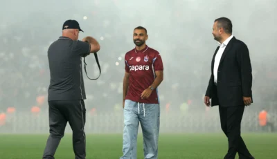 “لماذا يجب أن أوافق؟” .. رئيس طرابزون يكشف إجابته التي أقنعت محمد صلاح بالرحيل إلى تركيا!
