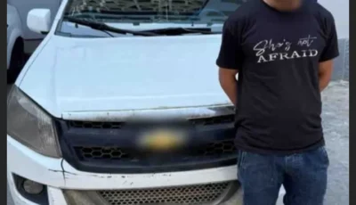 ​ركاب فوق الصندوق.. سقوط قائد سيارة “ربع نقل” خالف قواعد المرور