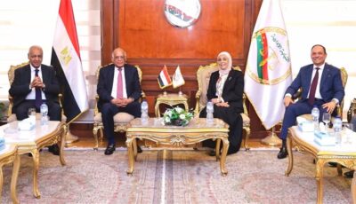 رئيسة النيابة الإدارية تستقبل رئيس مجلس النواب الأسبق
