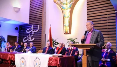 رئيس الطائفة الإنجيلية يشهد حفل تخرج كلية اللاهوت الخمسينية