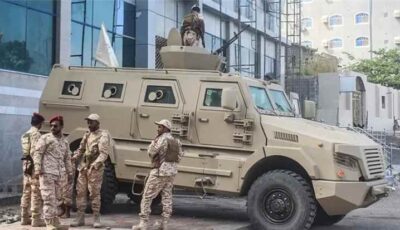 المشهد اليمني – إجراءات احترازية وإعادة انتشار في ثلاث محافظات تحسبا لهجمات حوثية