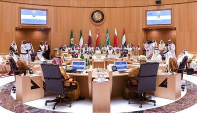 مجلس التعاون يطالب بالضغط على إيران لوقف استهداف السفن في مضيق هرمز